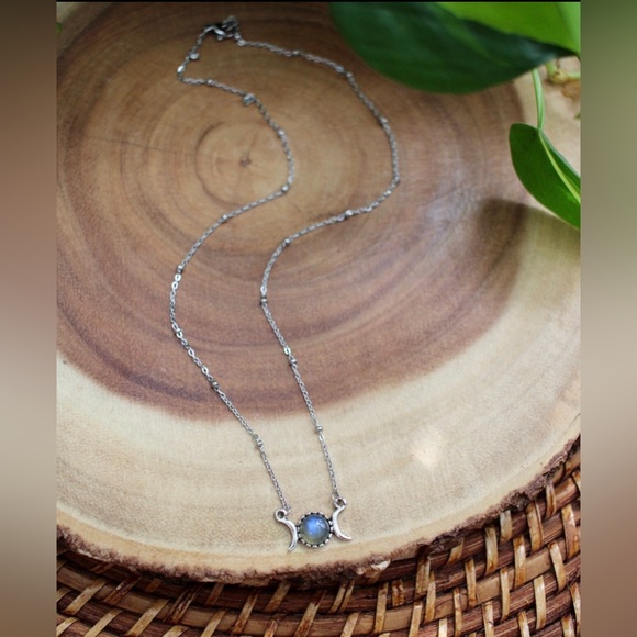 Triple Goddess Necklace Moon Lover Gift Crescent Moon Phase Choker Celtic Moon - Picture 3 of 4